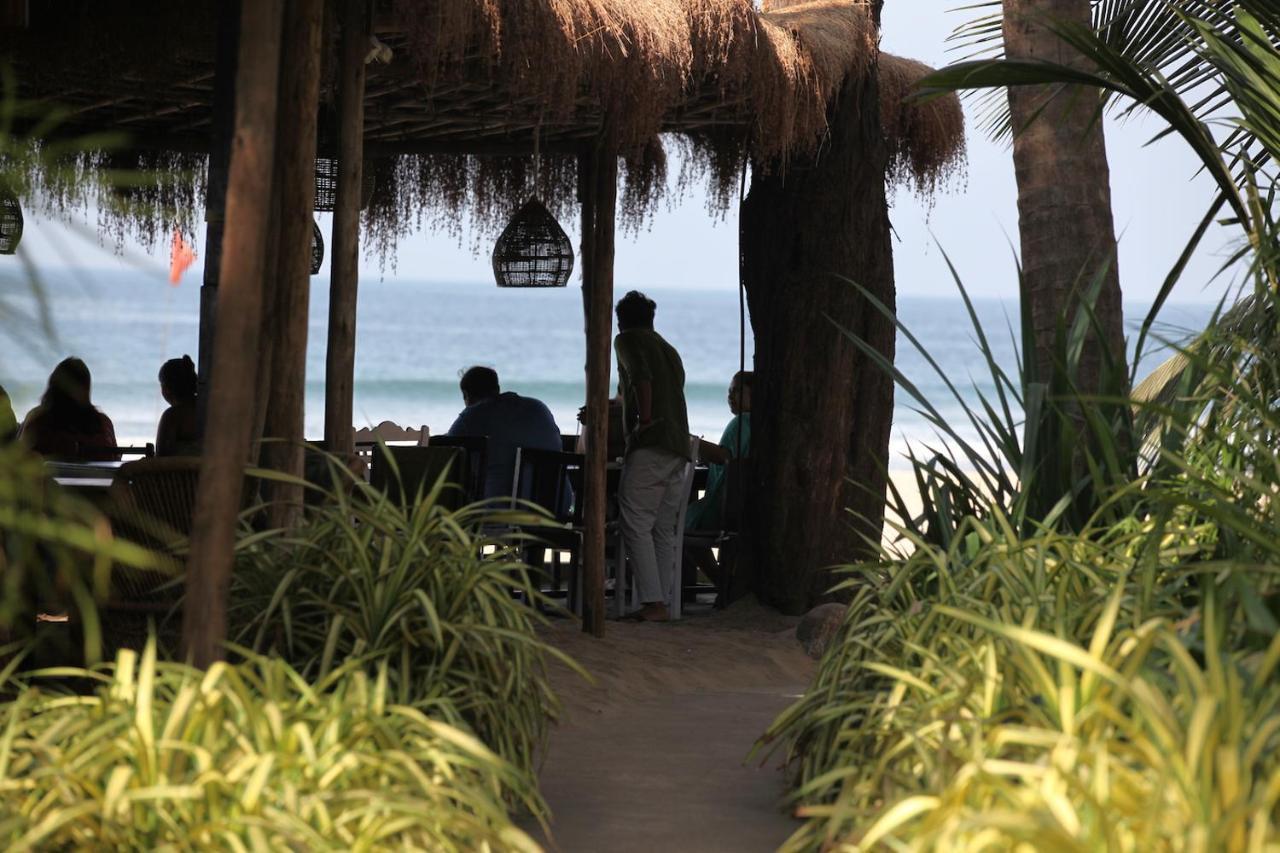 Palm Grove Beach Resort Mandrem Exterior photo